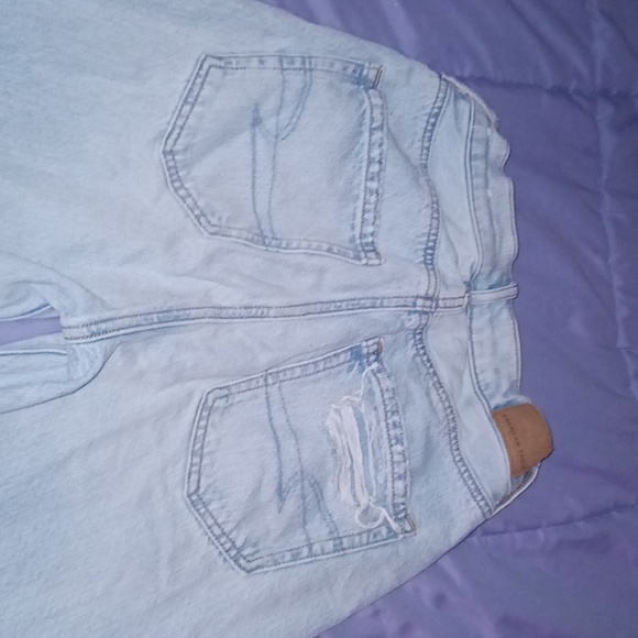 American eagle women's distressed jeans size 2 regular. - Picture 7 of 9